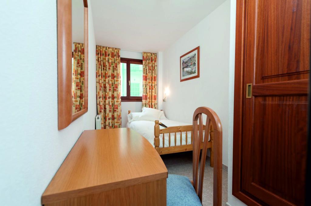 Apartamentos Xaloc HRC Cala Millor (Mallorca) Quarto foto